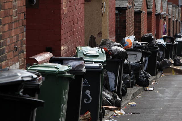 Analysis of official figures showed that in the past two years nine of the 10 councils with the biggest improvements in recycling pick up non-recyclable waste fortnightly