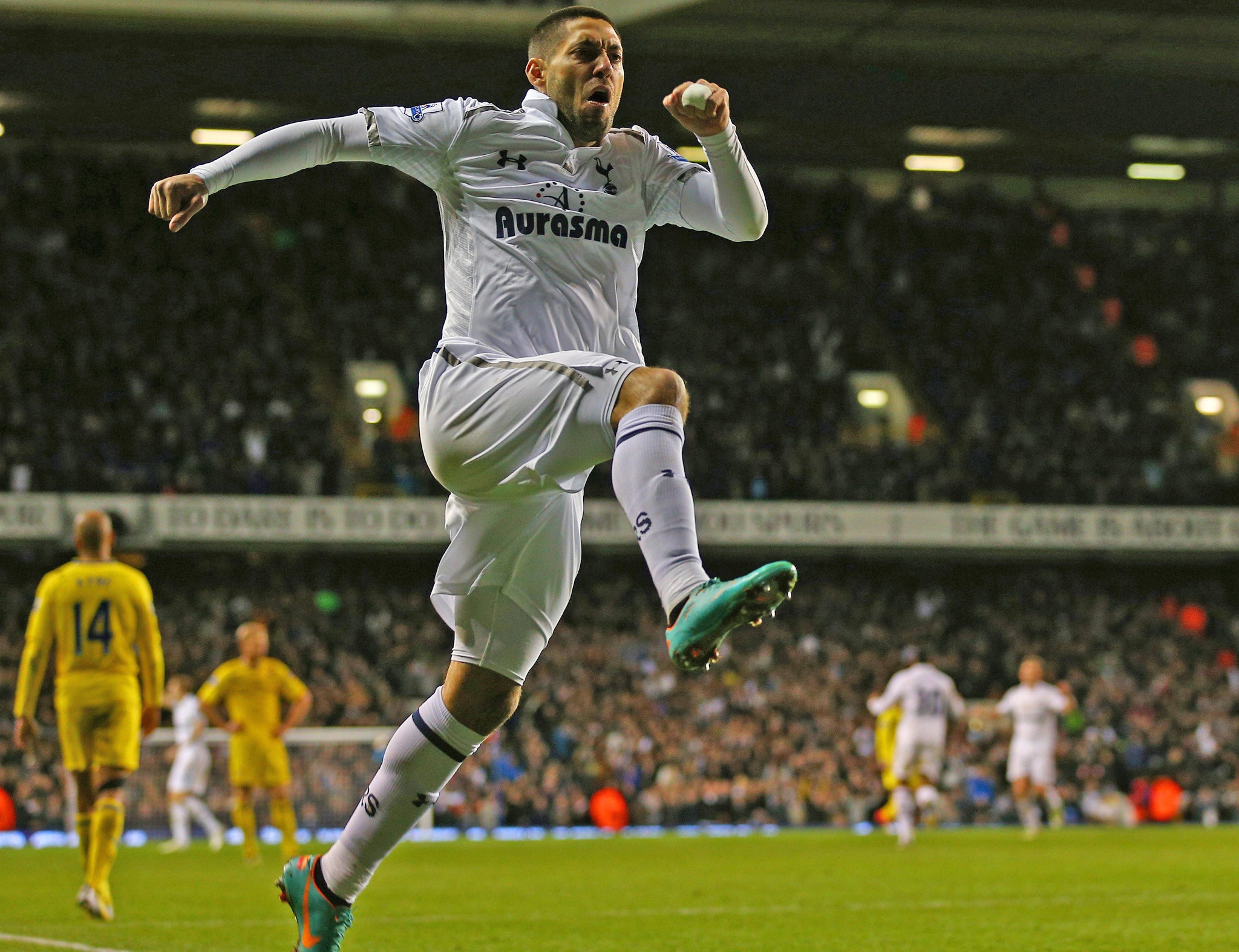 Tottenham's Clint Dempsey celebrates his goal against Reading