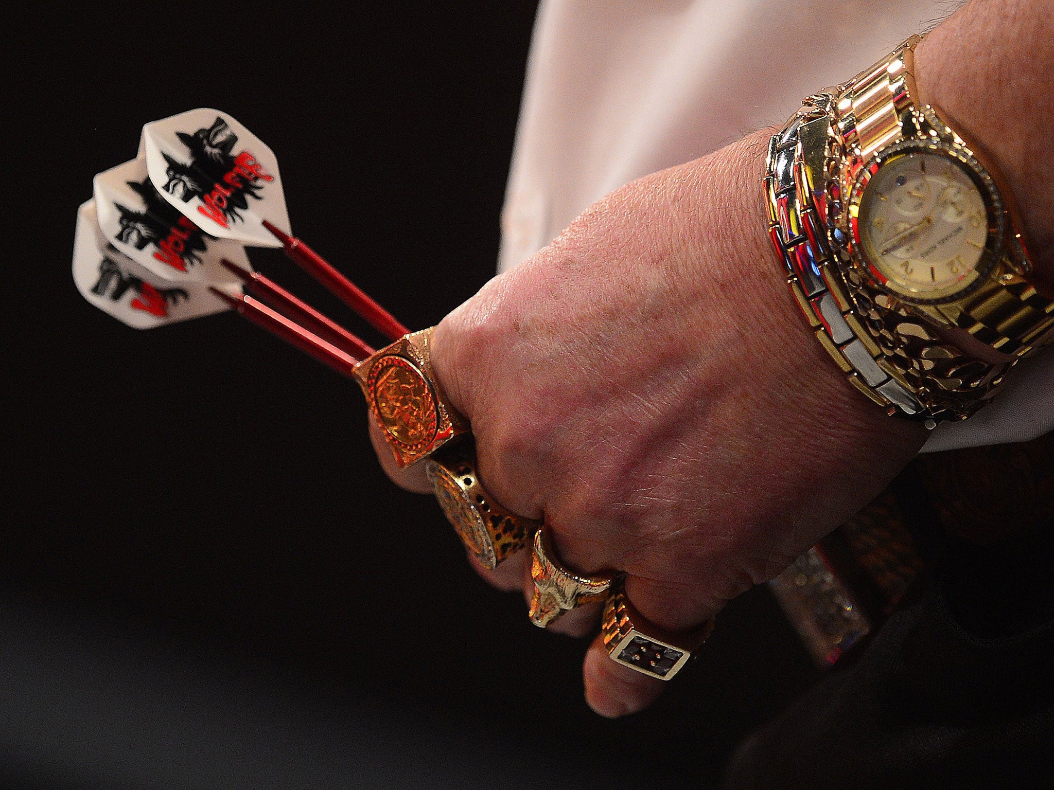 Darts players used to be on the heavy side, but now they're doing it the 'dutch' way