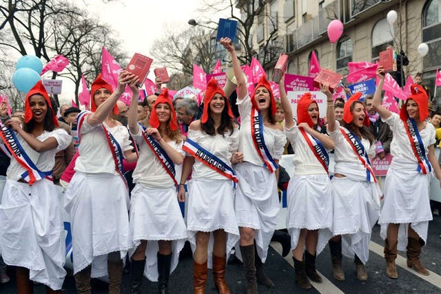 More than 500,000 people marched against gay marriage in Paris– the largest gathering of conservative and right-wing protest in France for 30 years