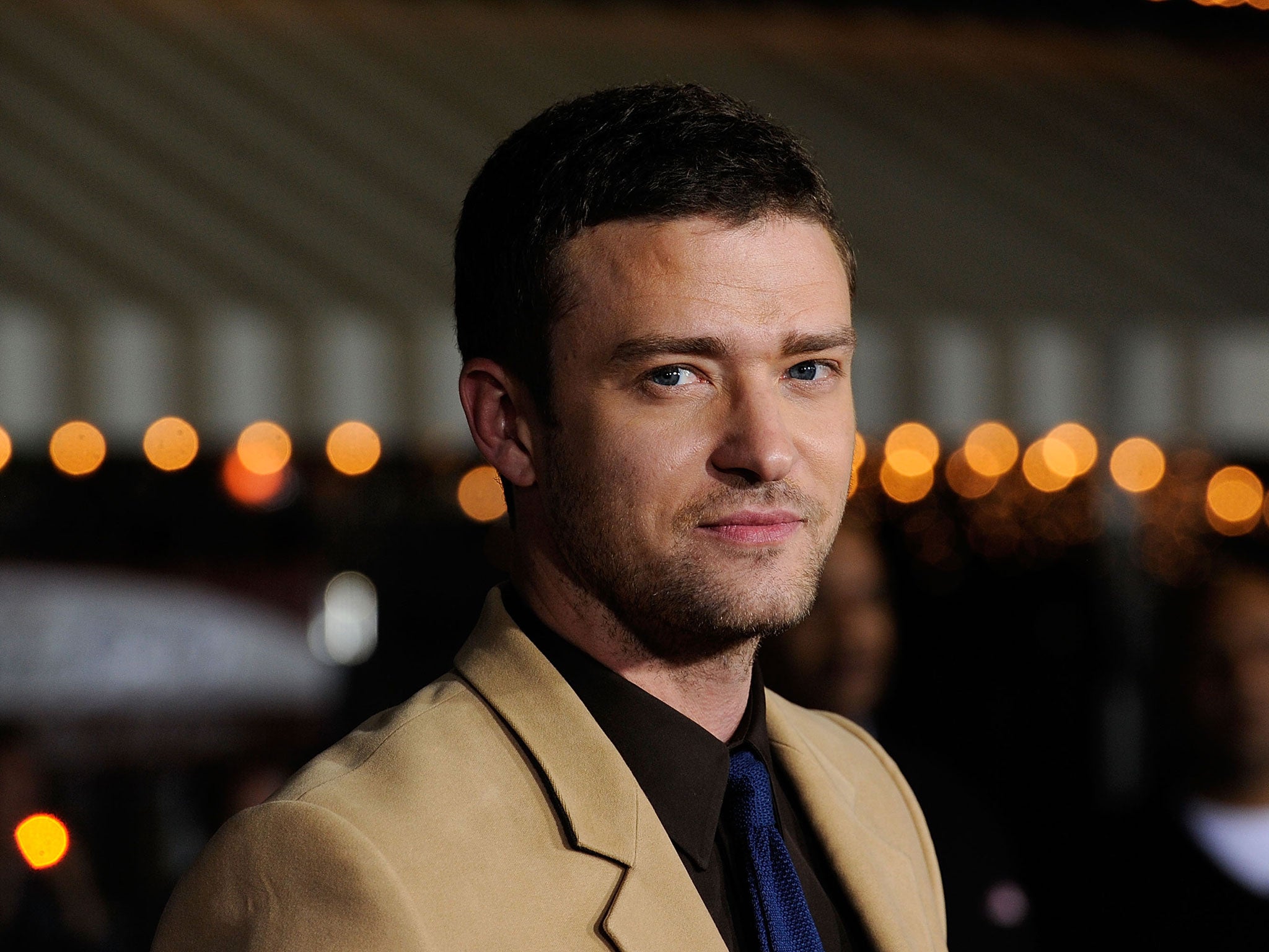 Justin Timberlake's come back song Suit & Tie makes US chart history