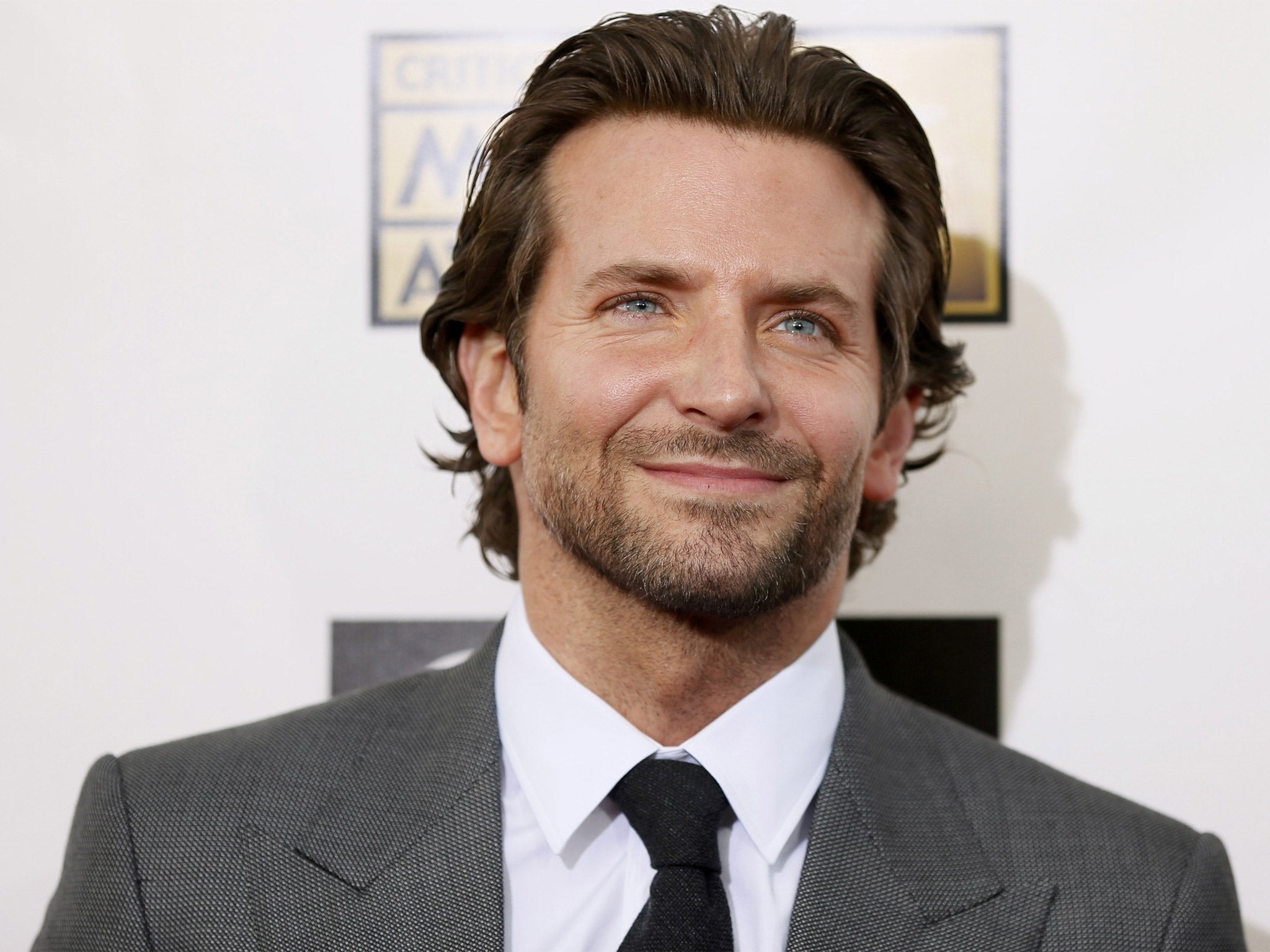Bradley Cooper: He’s got the profile and looks to take on the role. Plus he’s told the BBC he wants it (he called Armstrong 'fascinating'). Just give it to him! 2-1