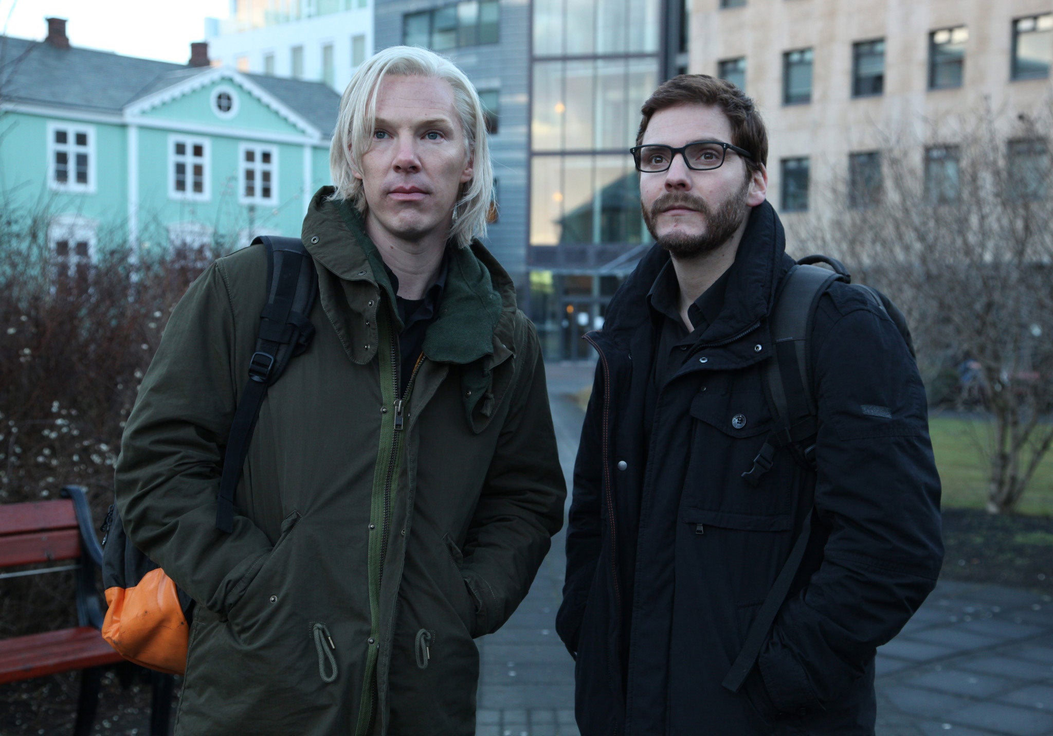 Benedict Cumberbatch as Julian Assange and Daniel Bruhl as Daniel Domscheit-Berg in The Fifth Estate