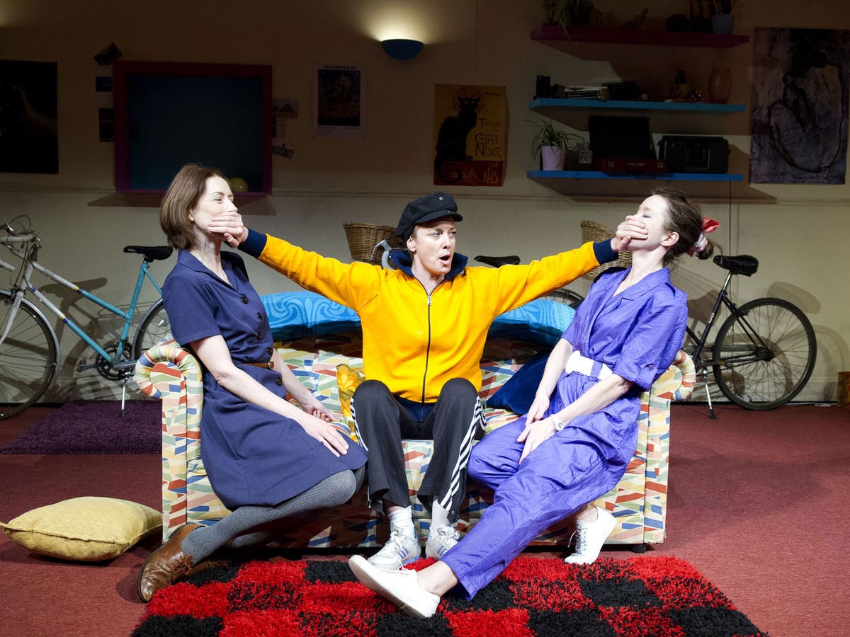 Theatre review: Di and Viv and Rose - Anyone fancy a girls' night in ...