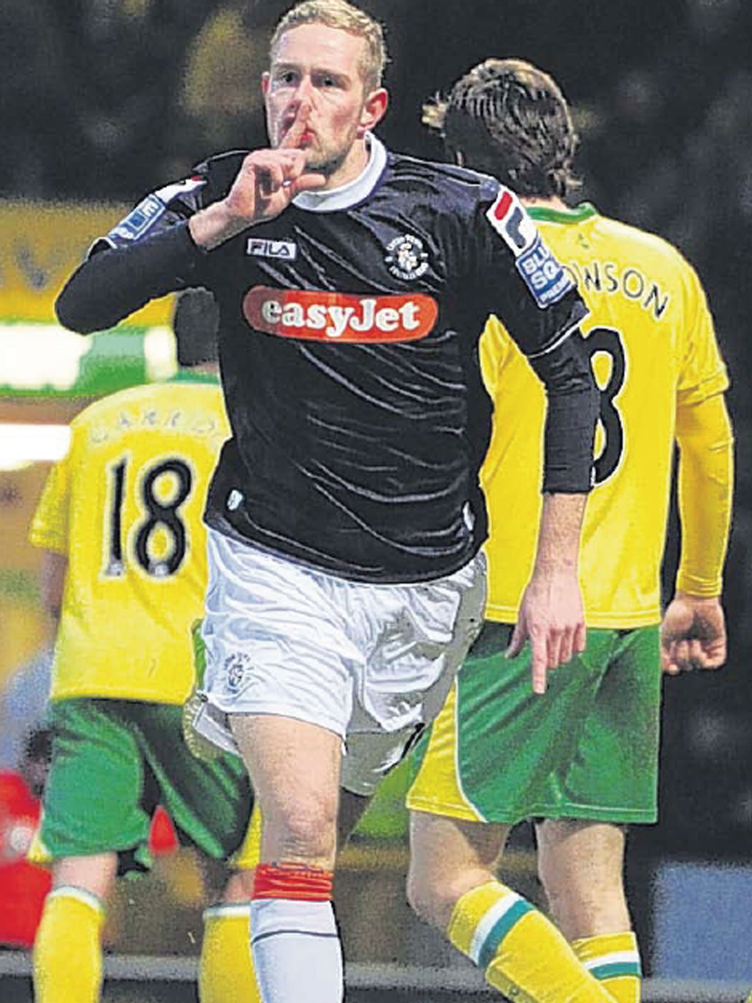 Scott Rendell, of Luton Town, celebrates his winning goal at Carrow Road on Saturday