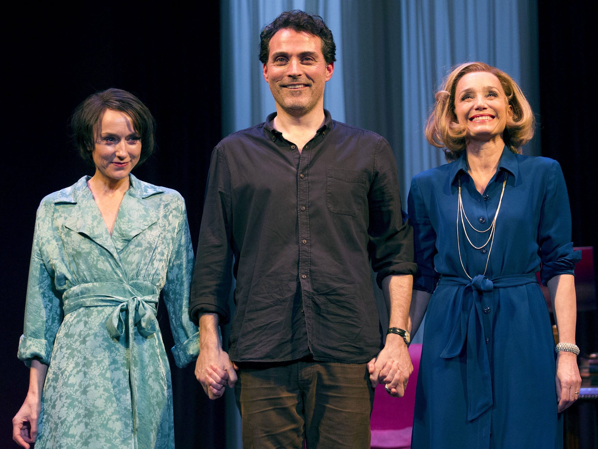 Lia Williams, Rufus Sewell and Kristin Scott Thomas star in 'Old Times' at the Harold Pinter Theatre