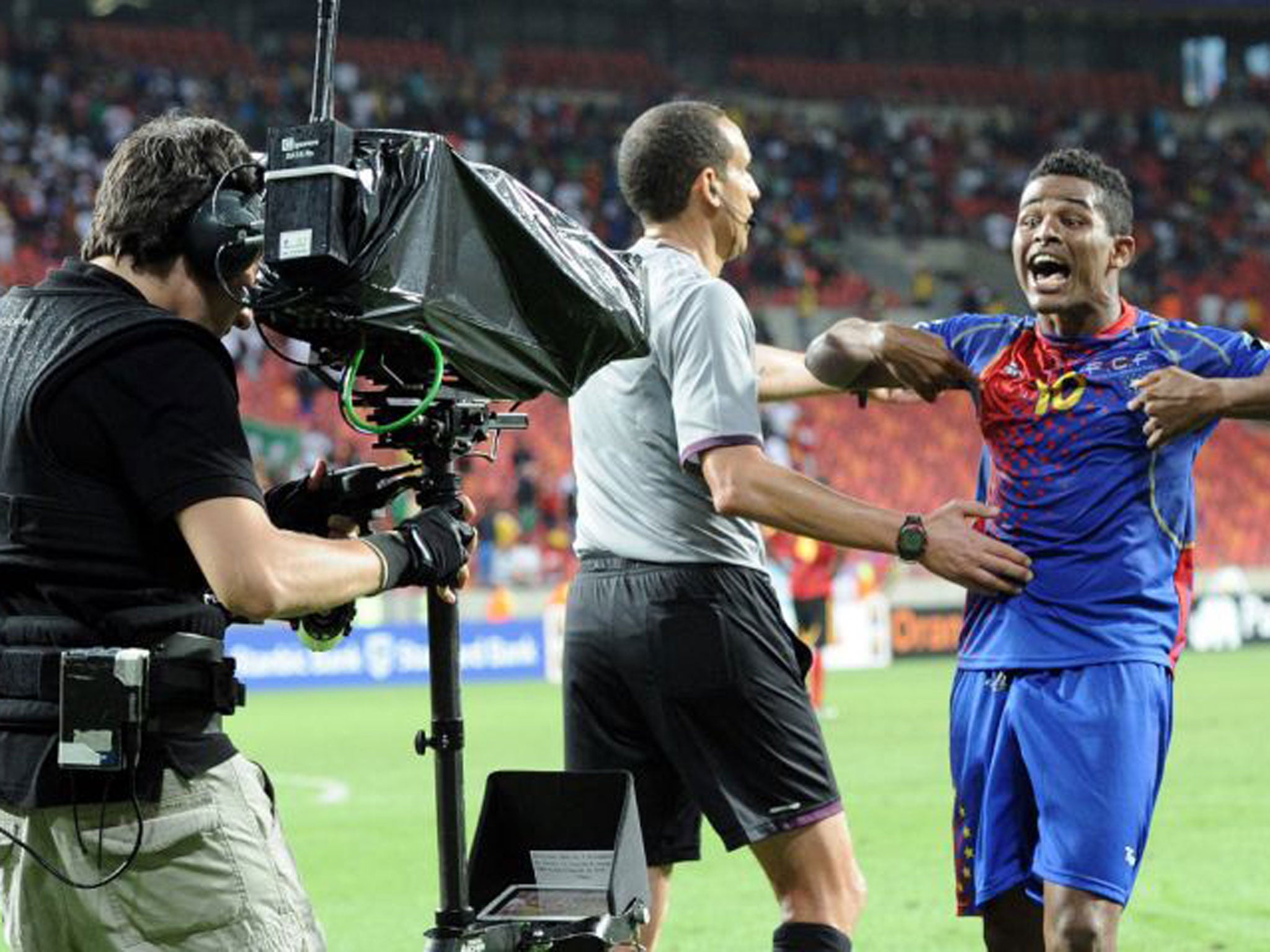 Heldon celebrates Cape Verde’s late winner against Angola