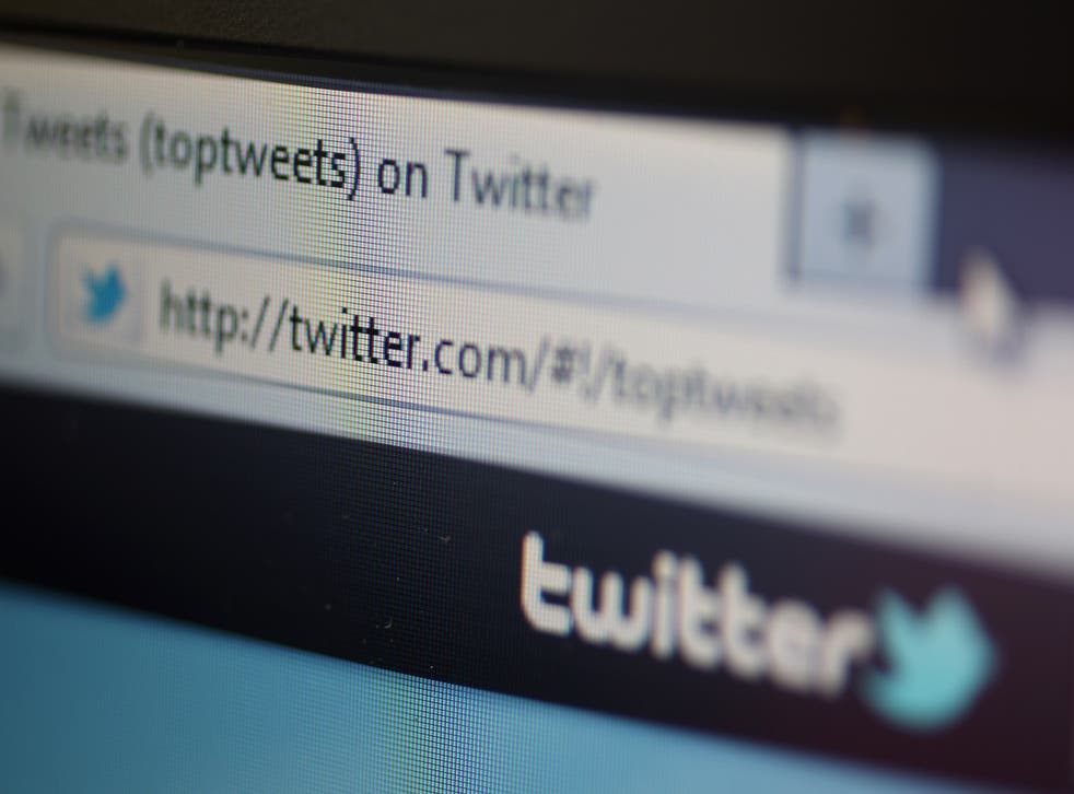 A suspect used Twitter to stream police negotiations