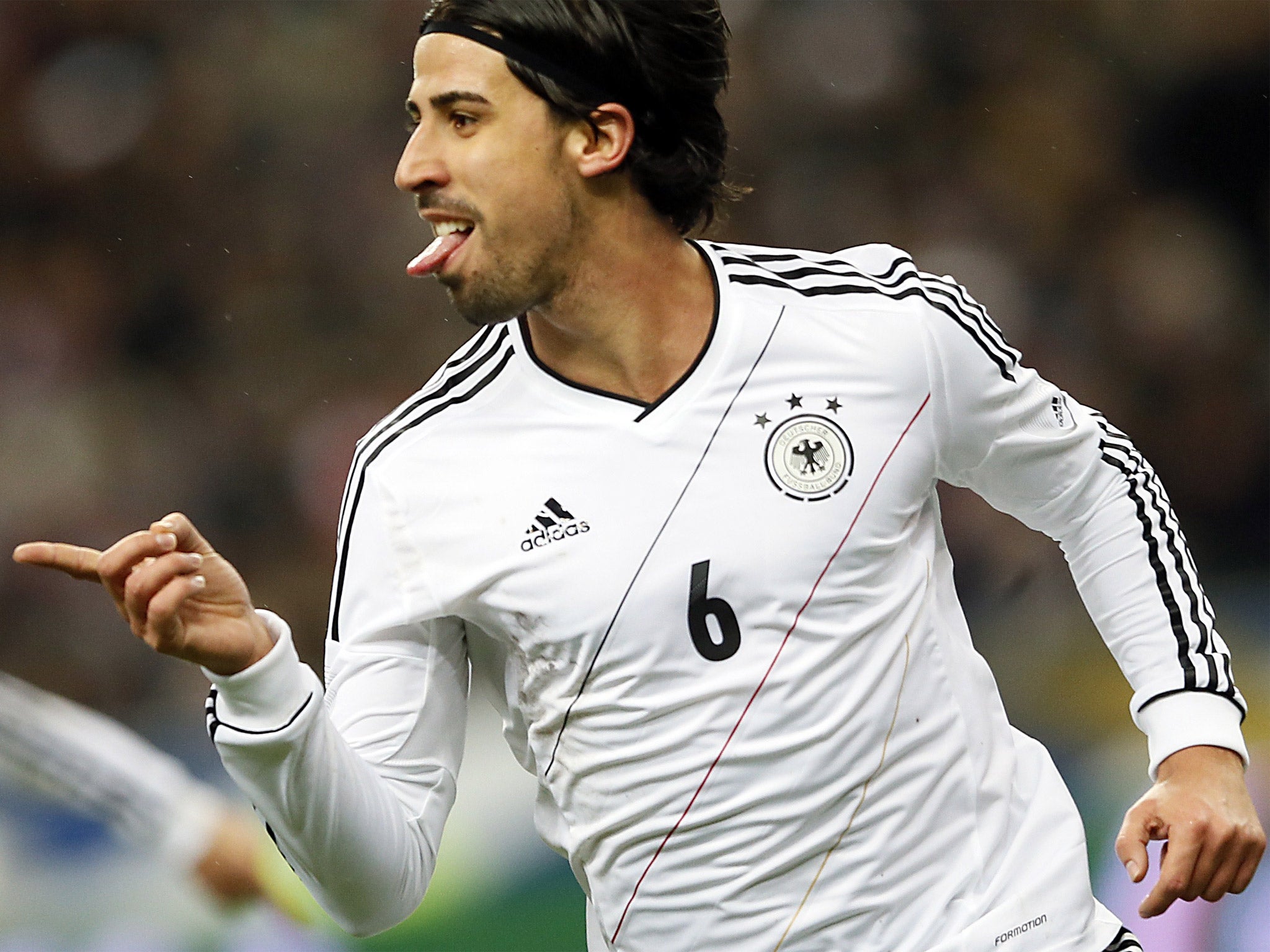 Sami Khedira celebrates his goal