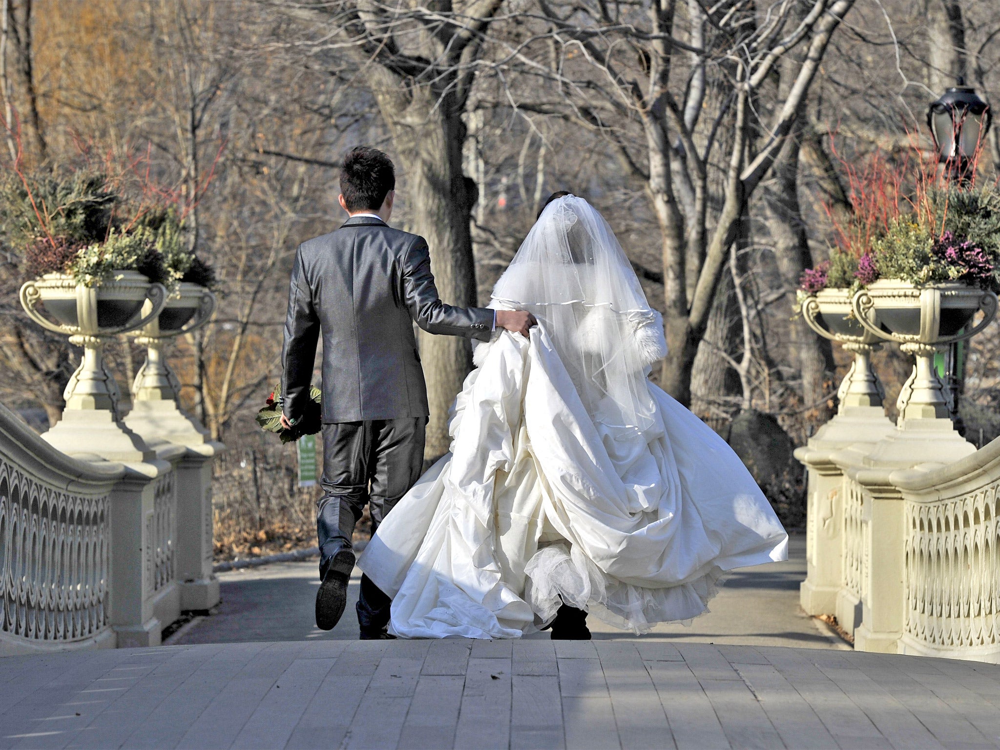 The white stuff: newlyweds