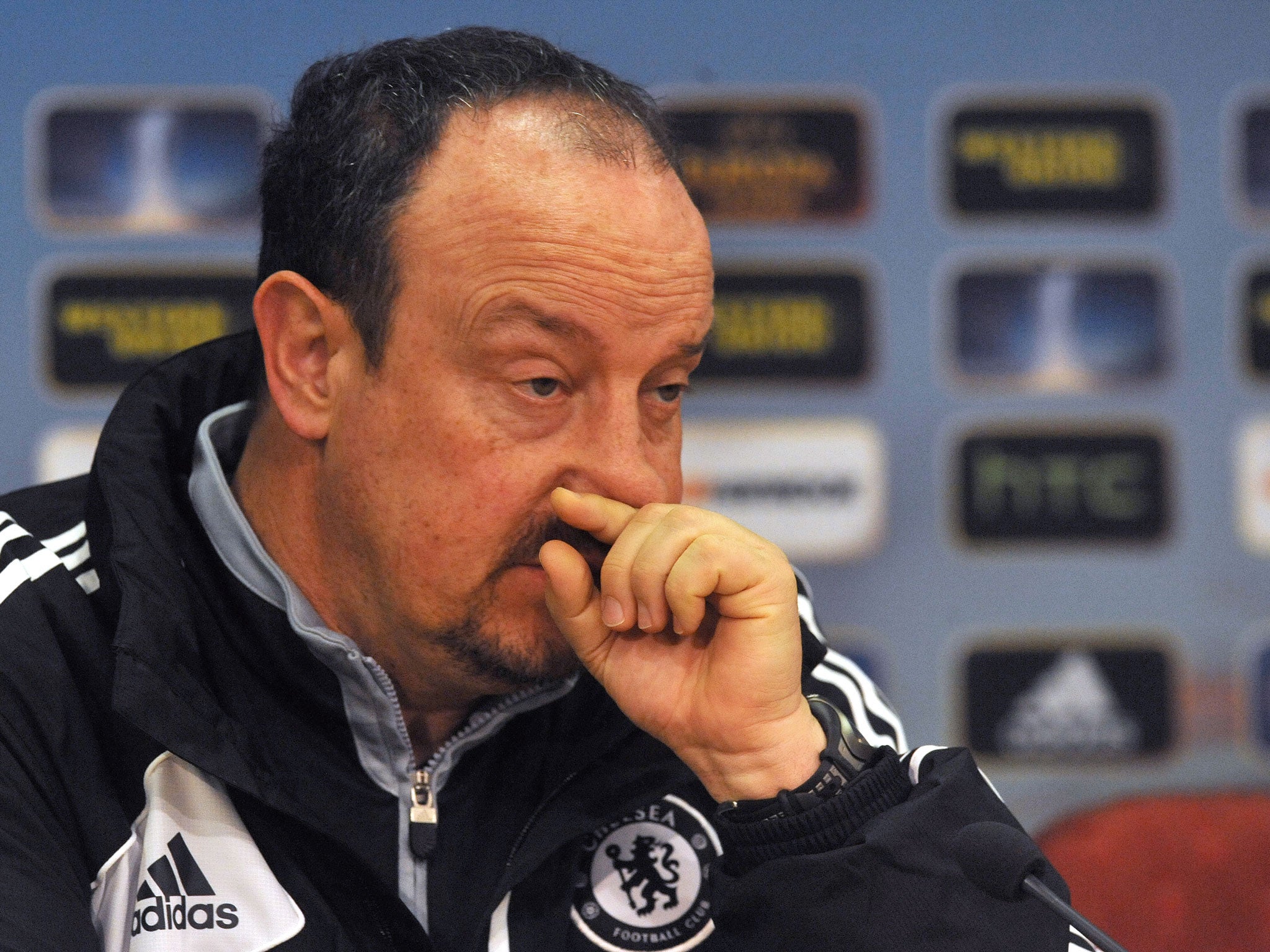 Rafael Benitez has told his Chelsea side to approach tonight's Europa League last-32 first leg at Sparta Prague as if it is a Champions League fixture