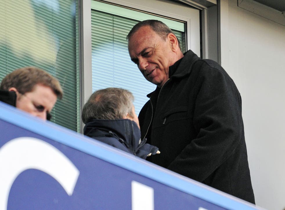 <b>Chelsea 4-0 Brentford</b><br/>Chelsea's Russian owner Roman Abramovich (L) is seen with Israeli former manager Avram Grant (R) during the English FA Cup fourth round replay