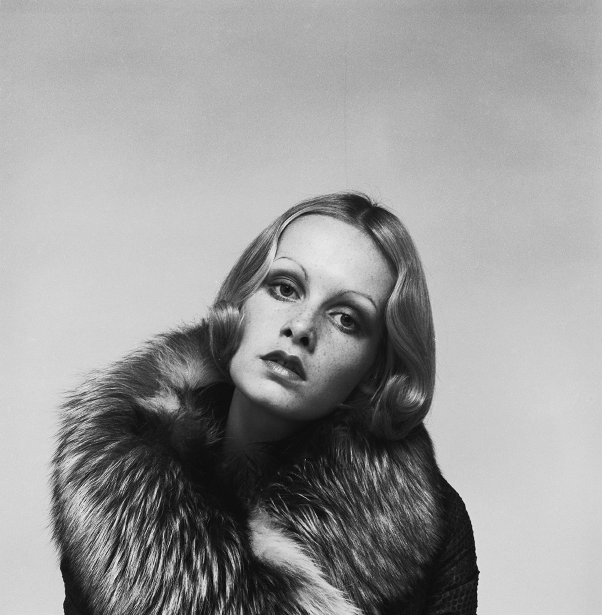 <p>Twiggy wearing an Ossie Clark fox fur coat, 1971</p>