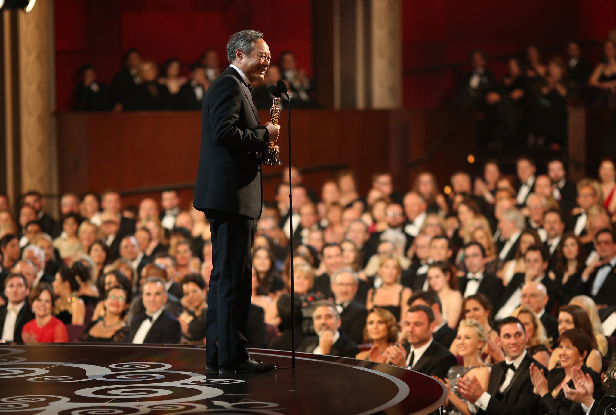 Ang Lee accepts his Oscar for best director (Life of Pi)
