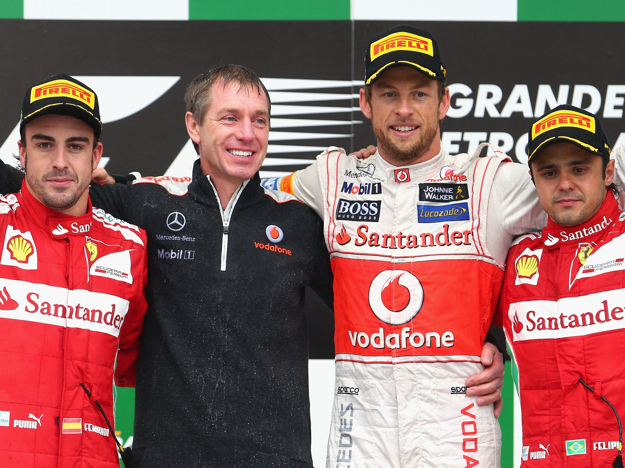 Jenson Button, Fernando Alonso, Felipe Massa and McLaren Director of Engineering Tim Goss (2nd L)