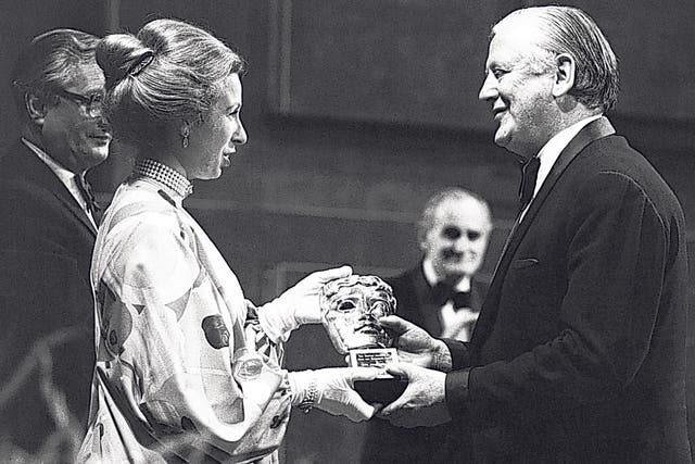 Forman receives the Bafta Fellowship in 1977 from Princess Anne; he was also a Fellow of the BFI