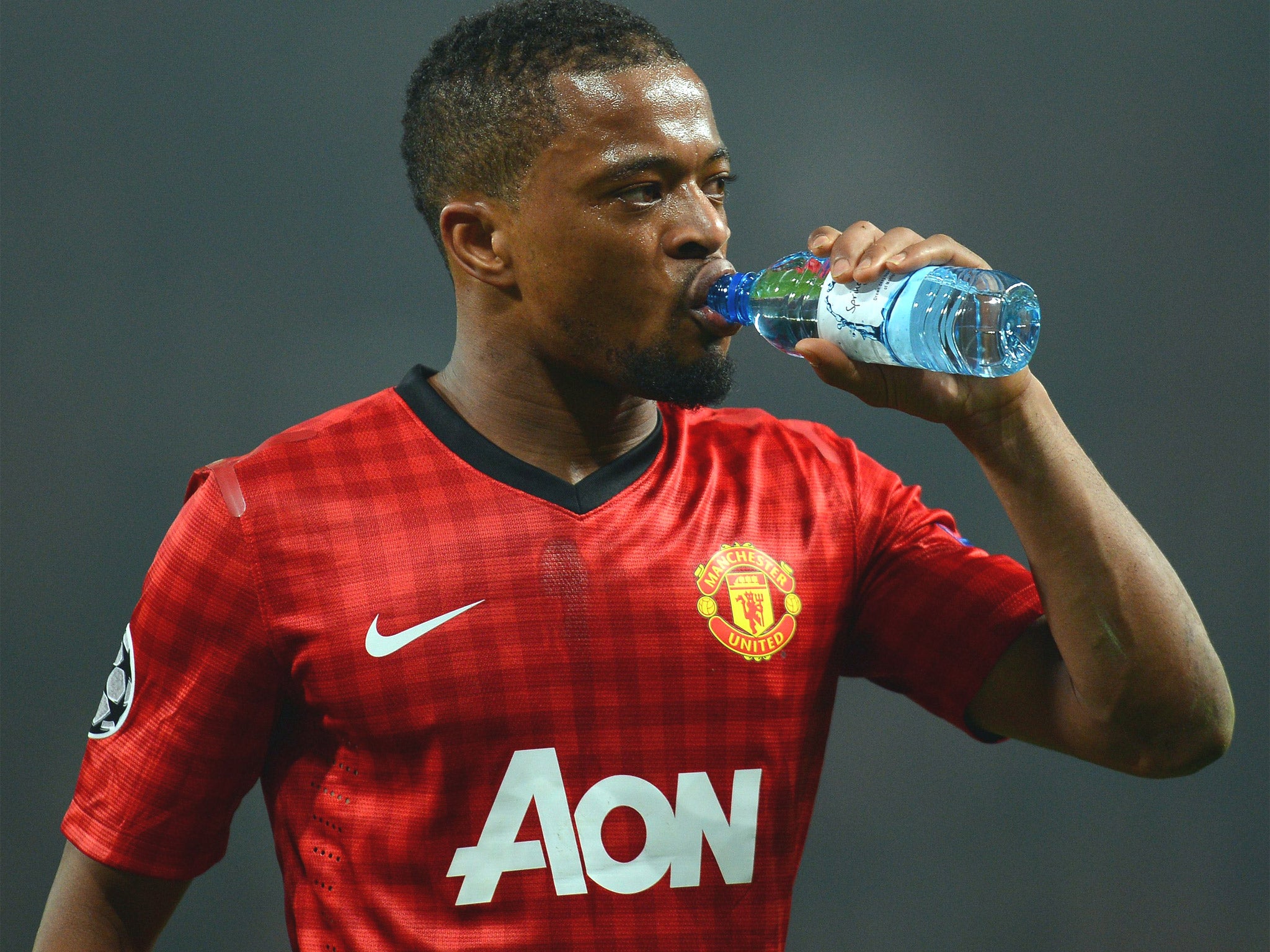 United are keen to keep Patrice Evra