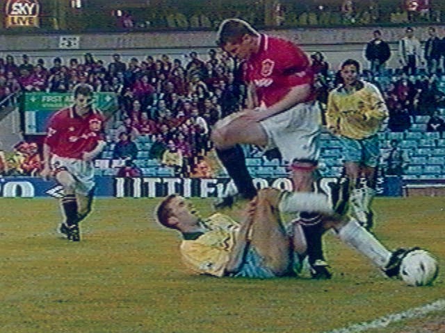 Roy Keane stamps on Gareth Southgate