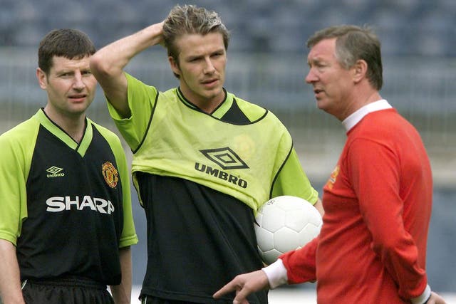 <b>1999</b><br/>
Benitez visits England to spend a week observing the tactical knowledge and ability of Ferguson and his assistant at the time, Steve McLaren.