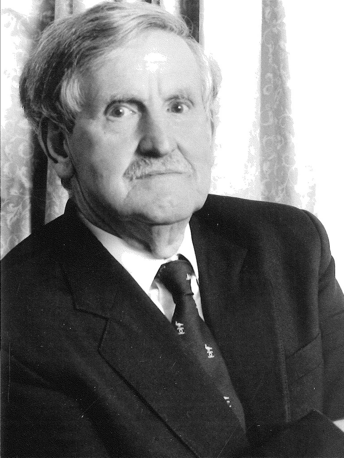Professor Robert Ashton: Historian of early modern England The