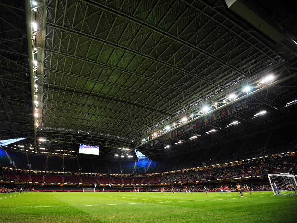 Six Nations: Millennium Stadium roof to be closed for title decider ...