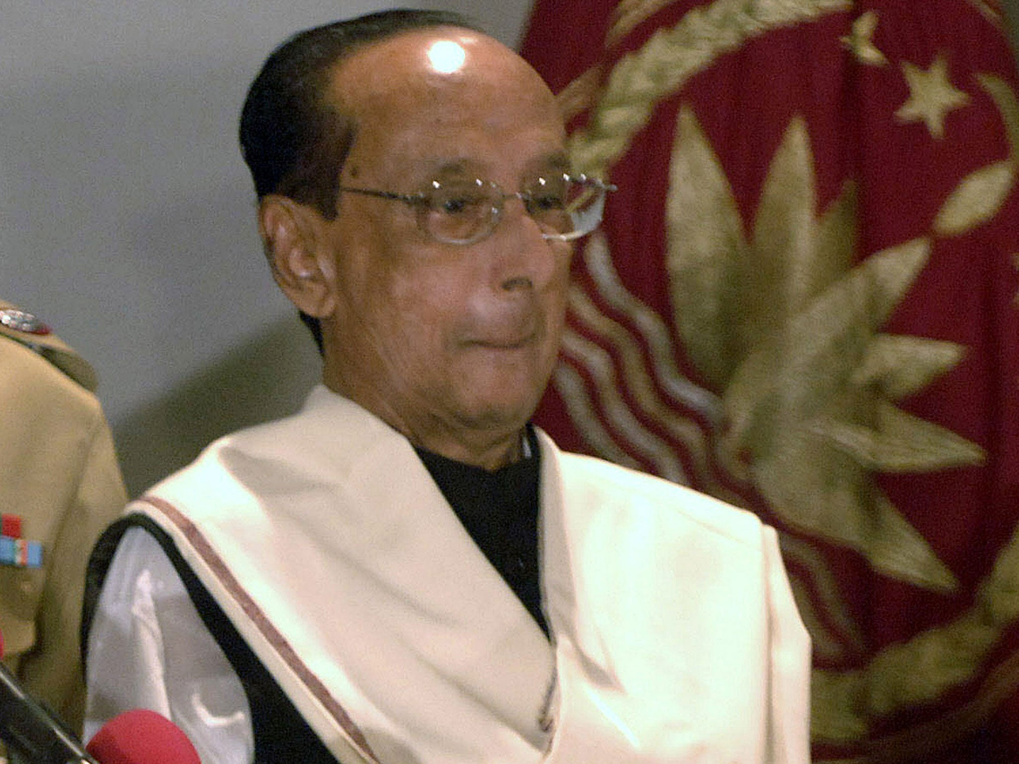 Zillur is sworn in as his country’s 19th president in 2009