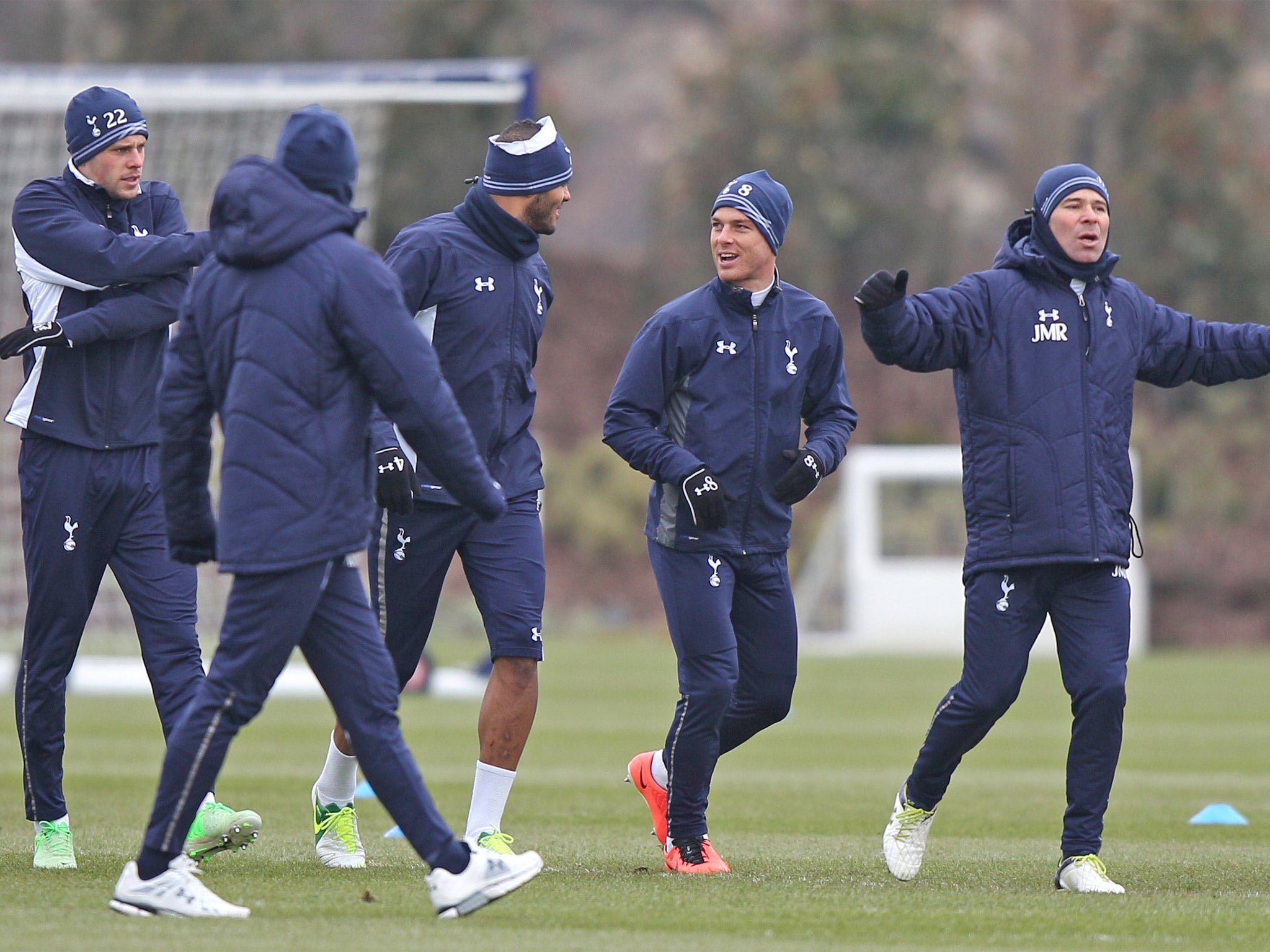 Scott Parker (second right) takes part in a training session in Enfield yesterday