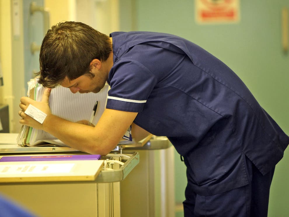 More doctors considering early retirement over workloads and pensions