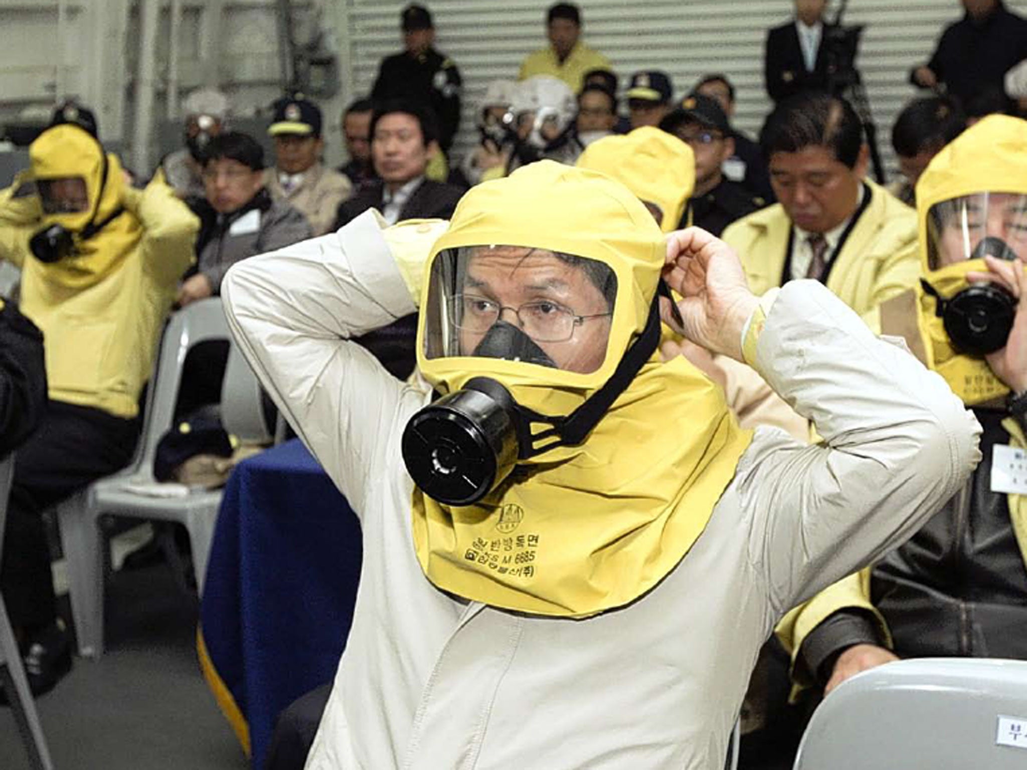 A civil defence drill at a navy base in Pyeongtaek, south of Seoul, yesterday. Around 500 South Koreans are still at the Kaesong industrial complex