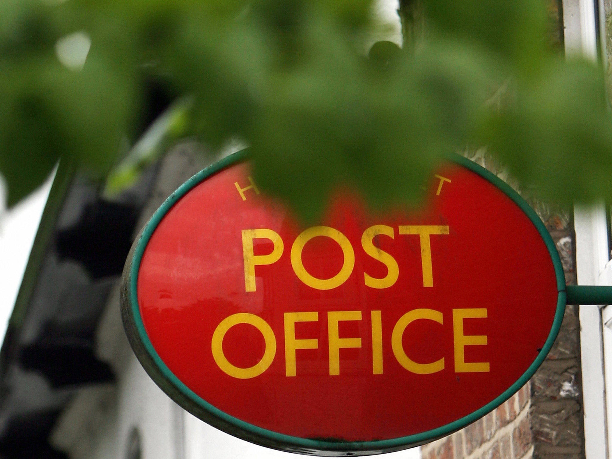 Workers in the country's biggest Post Office will stage a fresh strike tomorrow