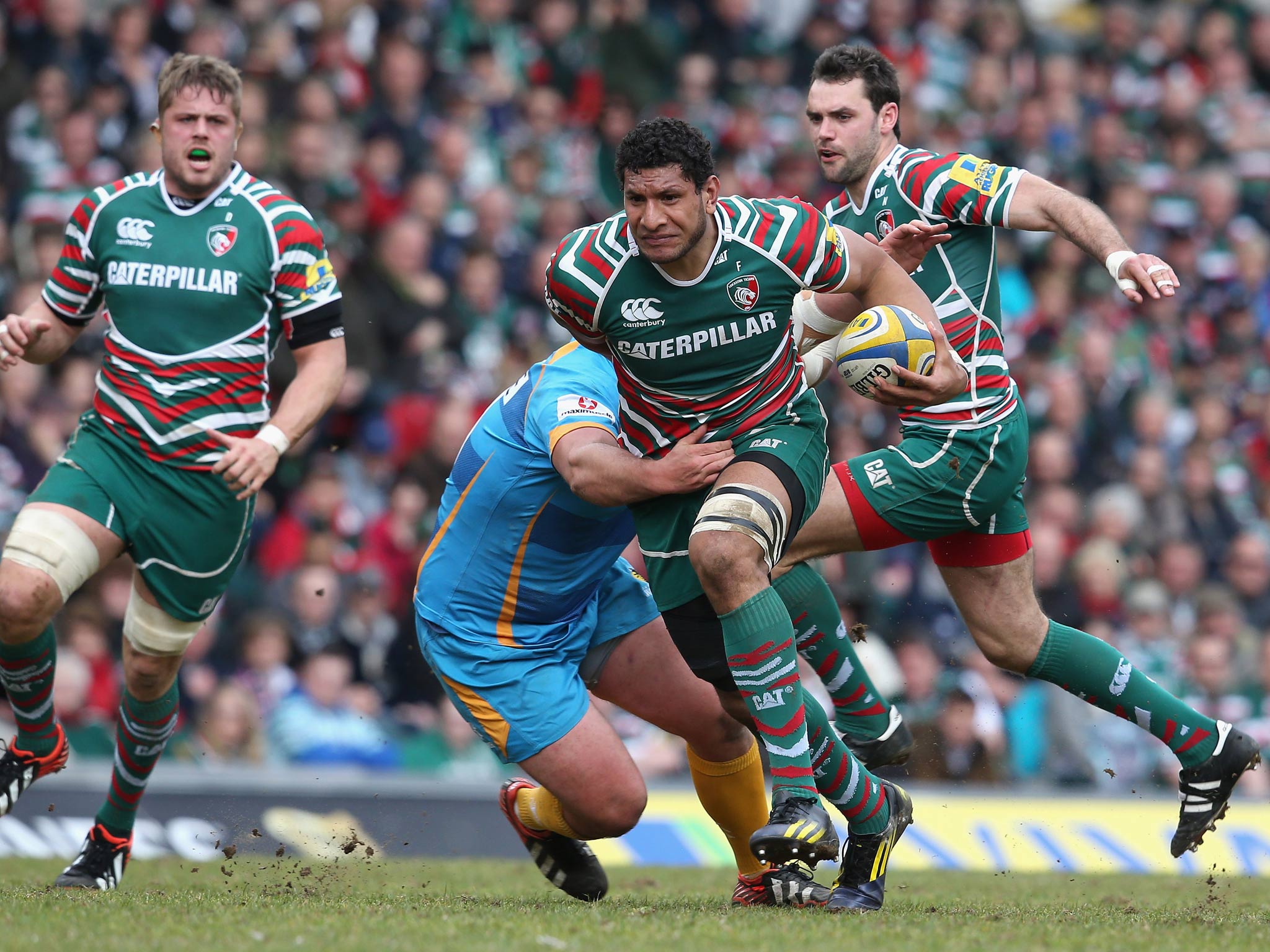 Steve Mafi of Leicester charges upfield during the Aviva Premiership match between Leicester Tigers and London Wasps