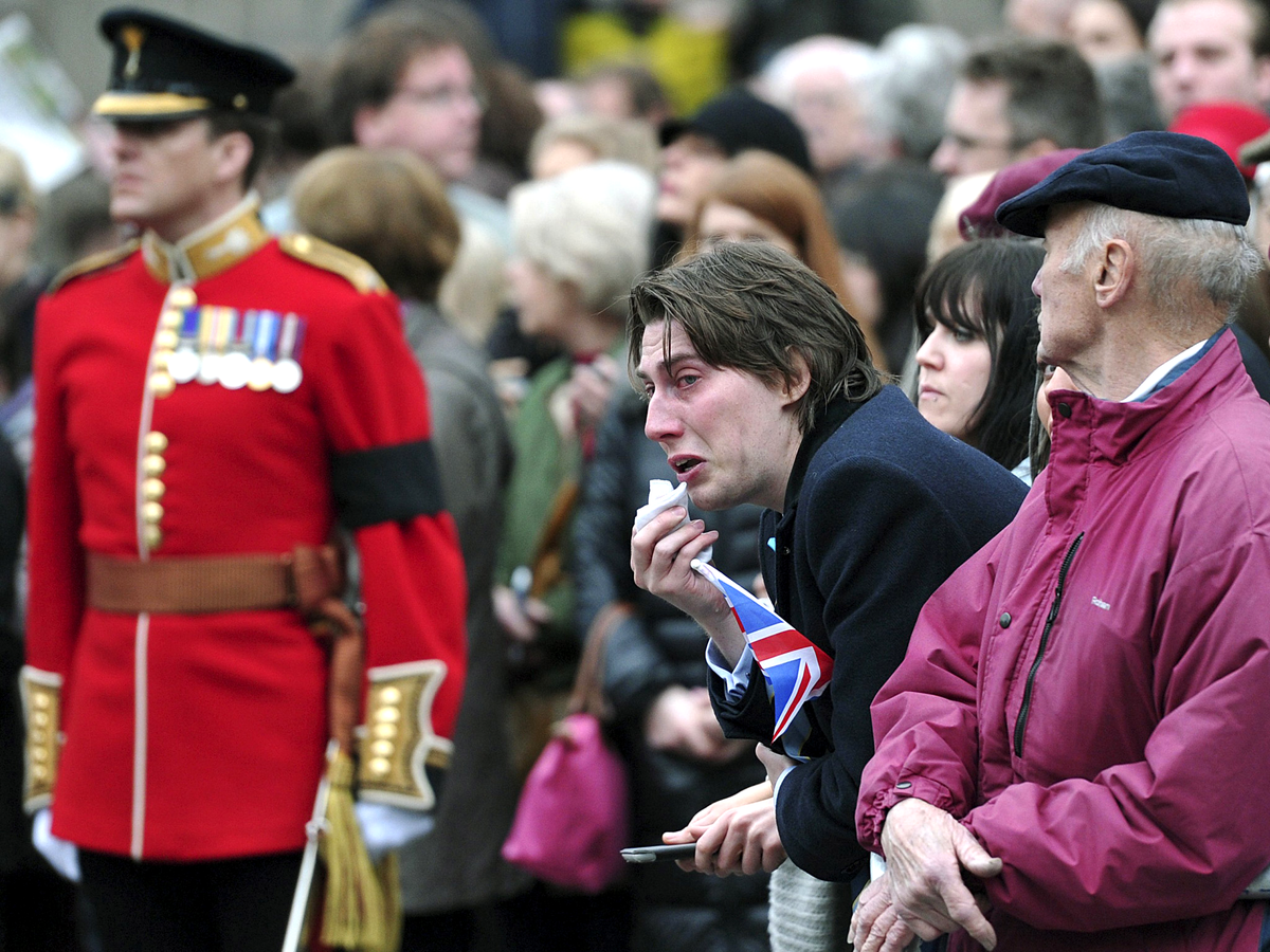 Margaret Thatcher's funeral: A little heckling, a few tears, not much unity – but a lovely day out | The Independent | The Independent