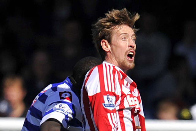 Stoke City want £3m for Peter Crouch - but West Ham are offering a third of that