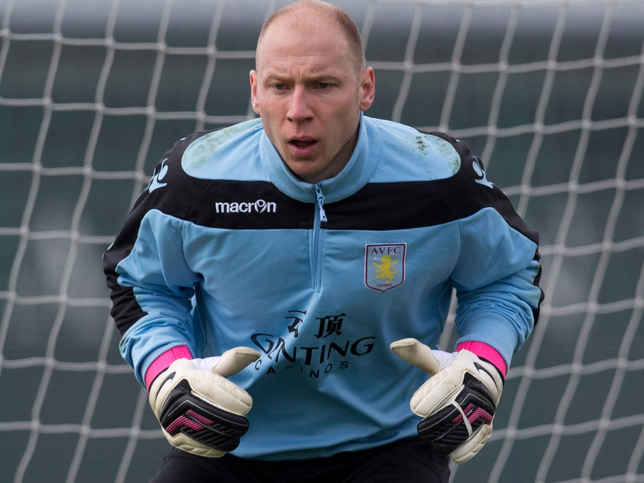 Brad Guzan is arguably the division's best-performing goalkeeper, with 200 goal saves to date