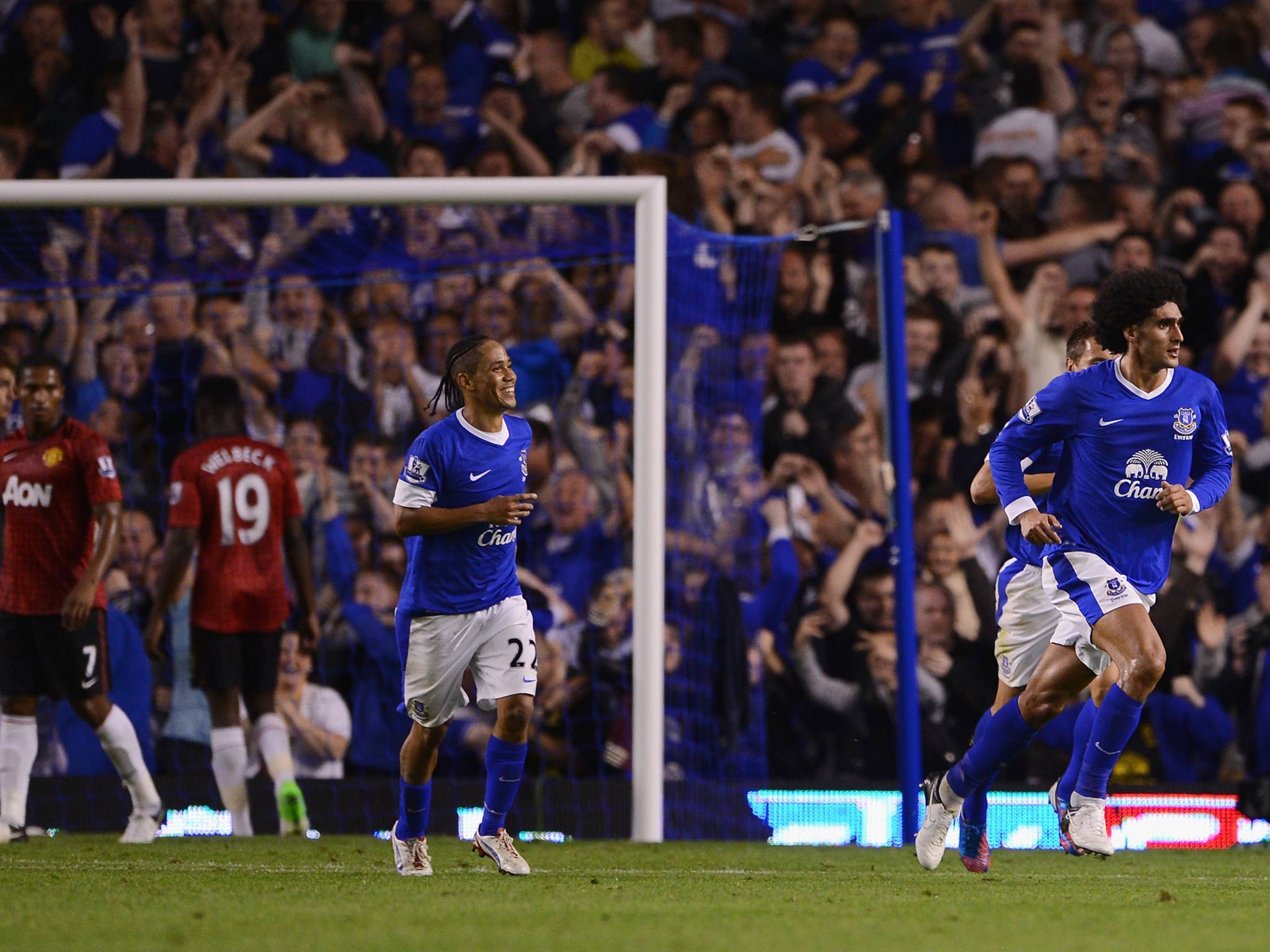<b>20.8.12 - Everton 1-0 Man United</b><br/>

United's title charge began in inauspicious circumstances with a 1-0 defeat at the hands of an inspired Everton back in August. It was United's first opening day defeat since a reversal at Chelsea in 2003, but