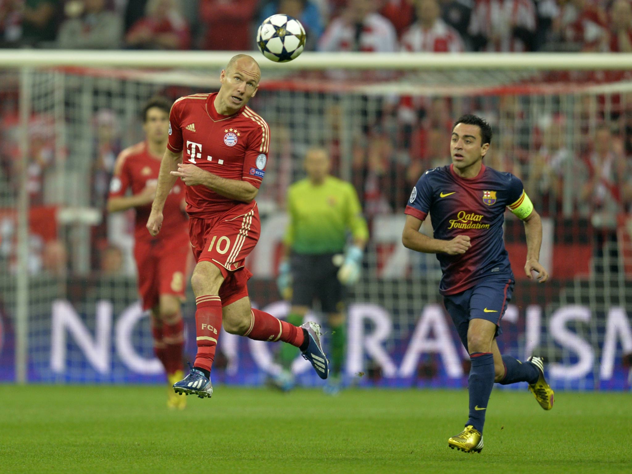 Xavi pictured in Barcelona's 4-0 defeat to Bayern Munich