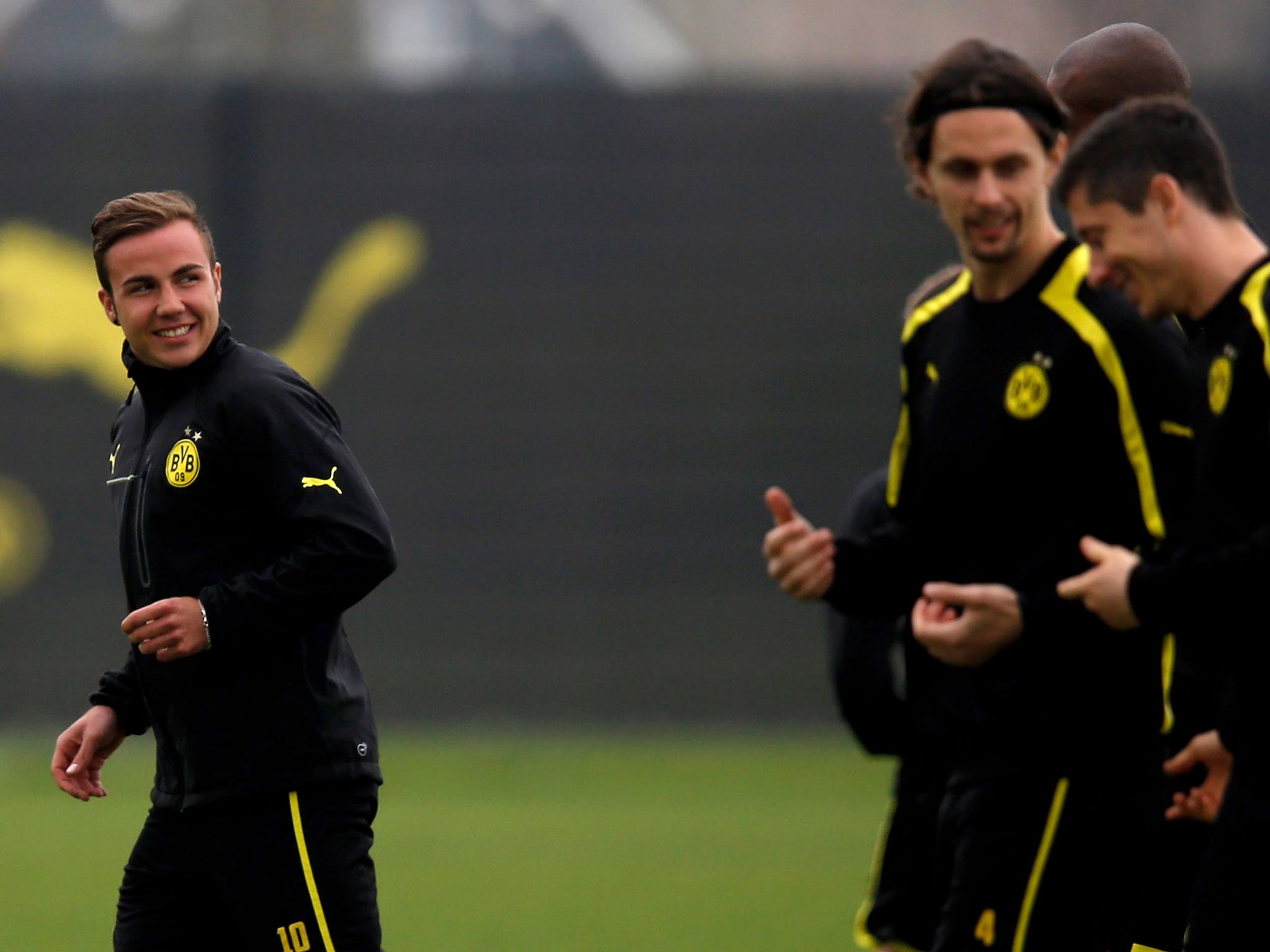 Mario Gotze trains with his team-mates ahead of the match with Real Madrid