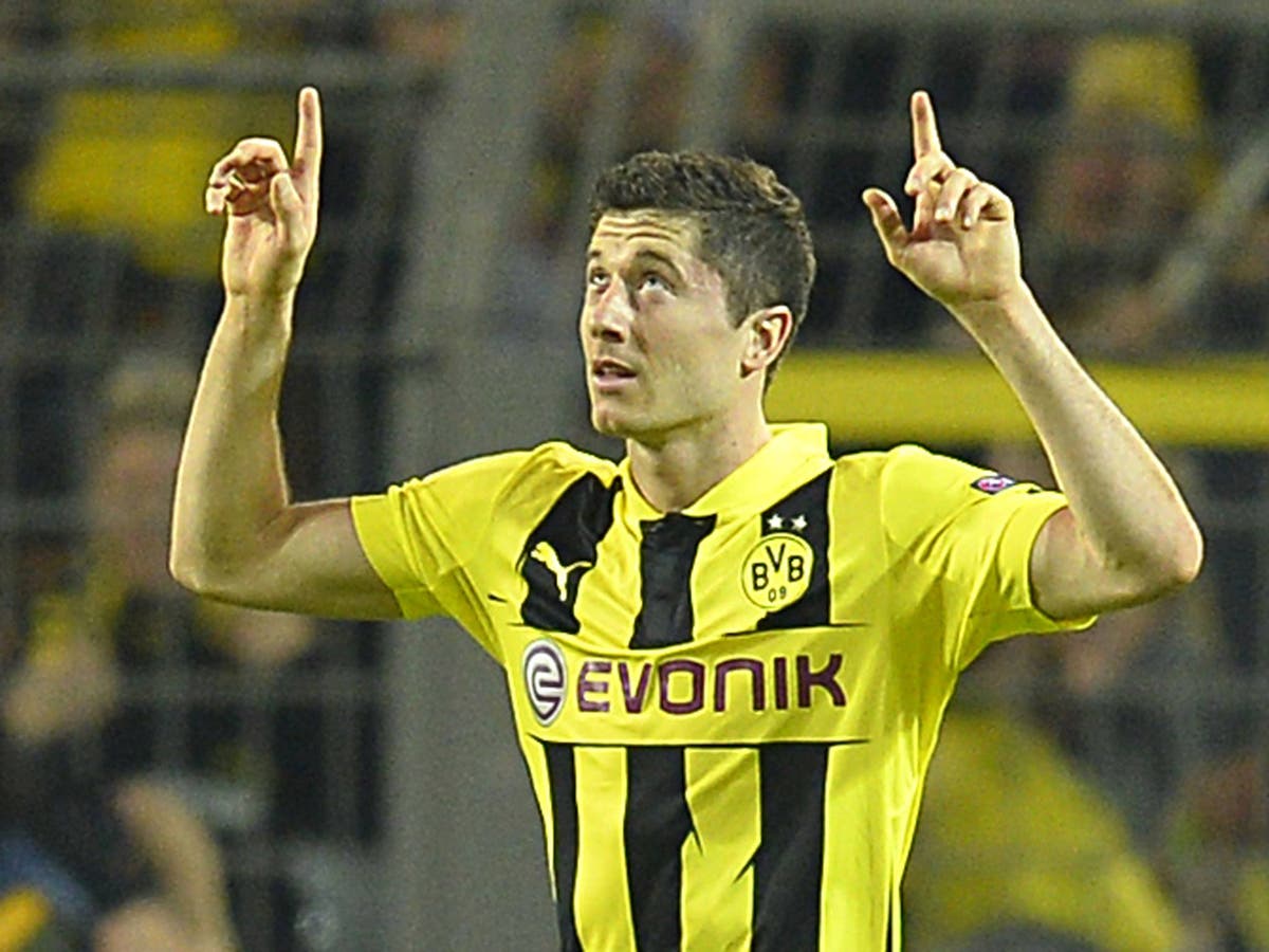 Borussia Dortmund Hopeful Four Goal Hero Robert Lewandowski Will Remain At Club The Independent The Independent