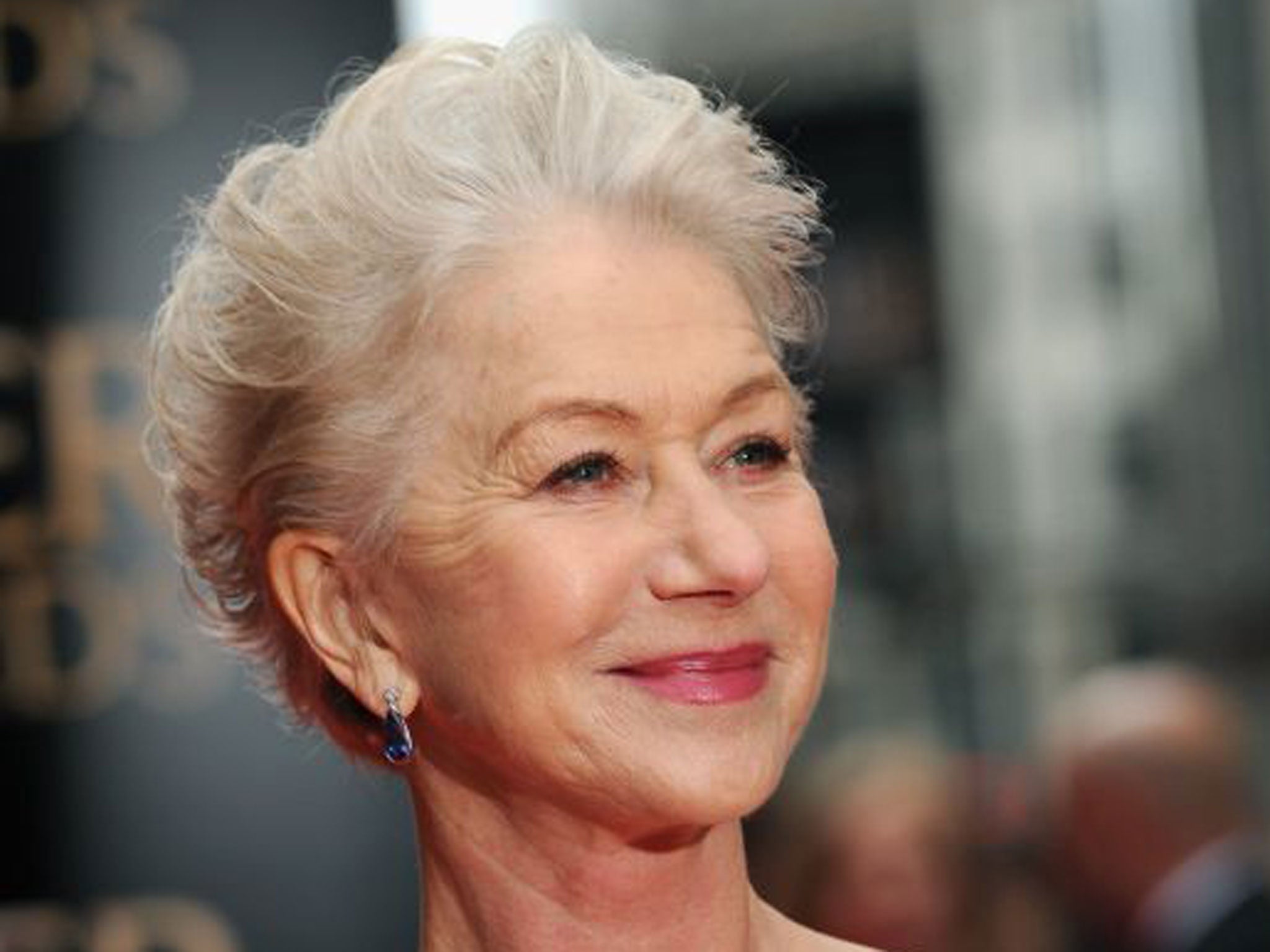 Helen Mirren ghost movie