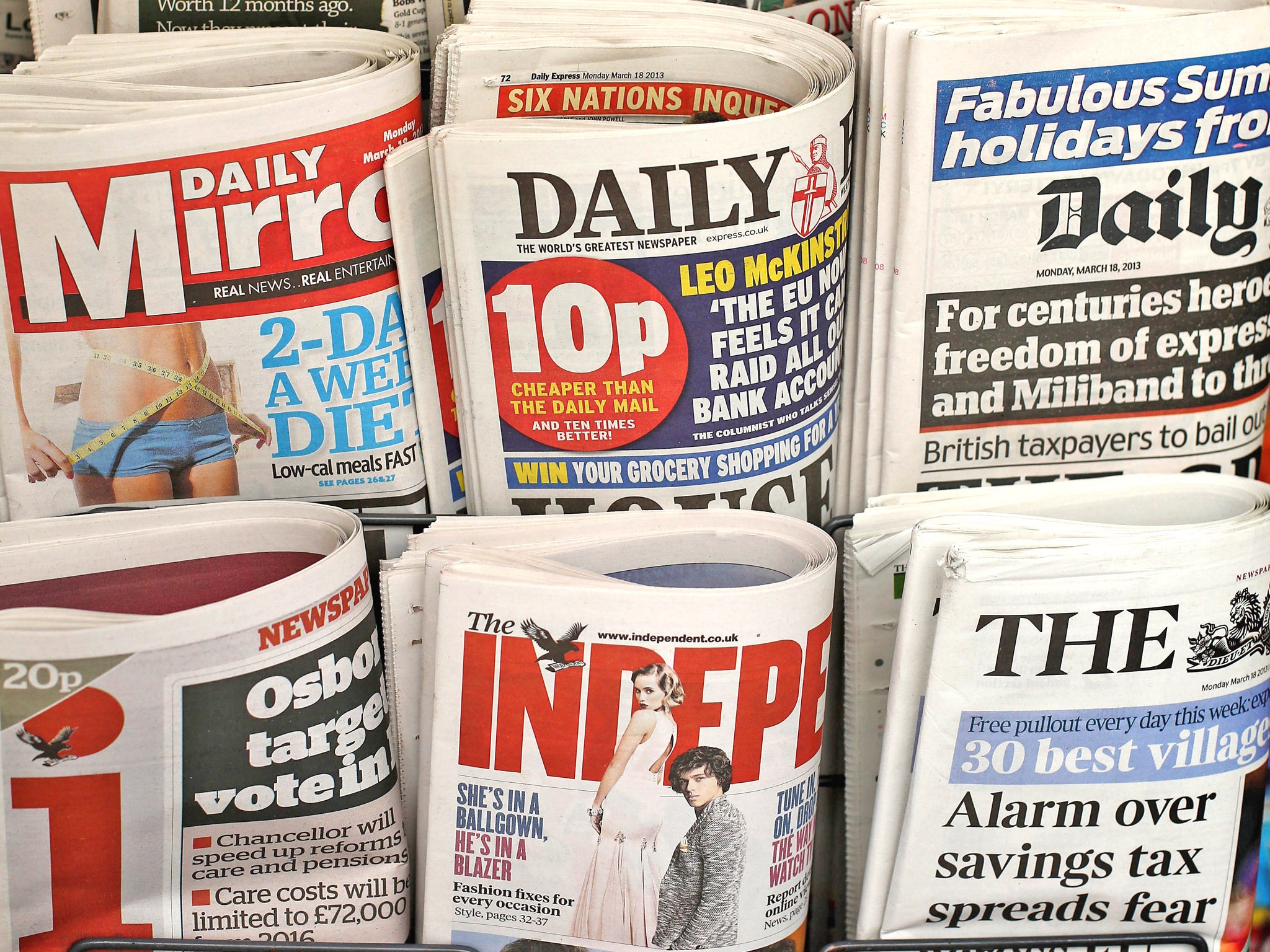 The newspaper industry's split poses a difficult dilemma for the Prime Minister