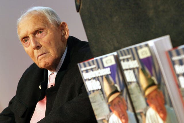 ‘Unbroken Will’: Engleitner in 2009 at the Frankfurt Book Fair with copies of his biography
