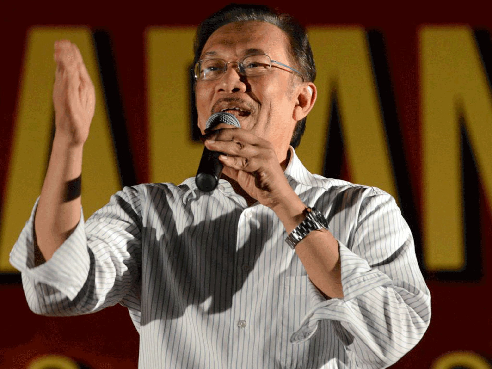 The Opposition People’s Alliance, led by Anwar Ibrahim, failed to secure enough votes to depose the coalition