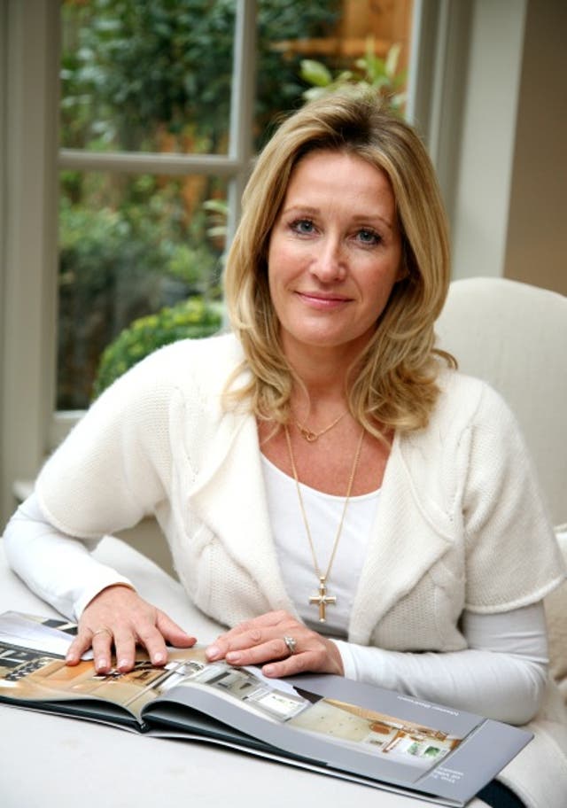 Bee Osborn is an interior designer who lives in London with her three daughters and art dealer husband