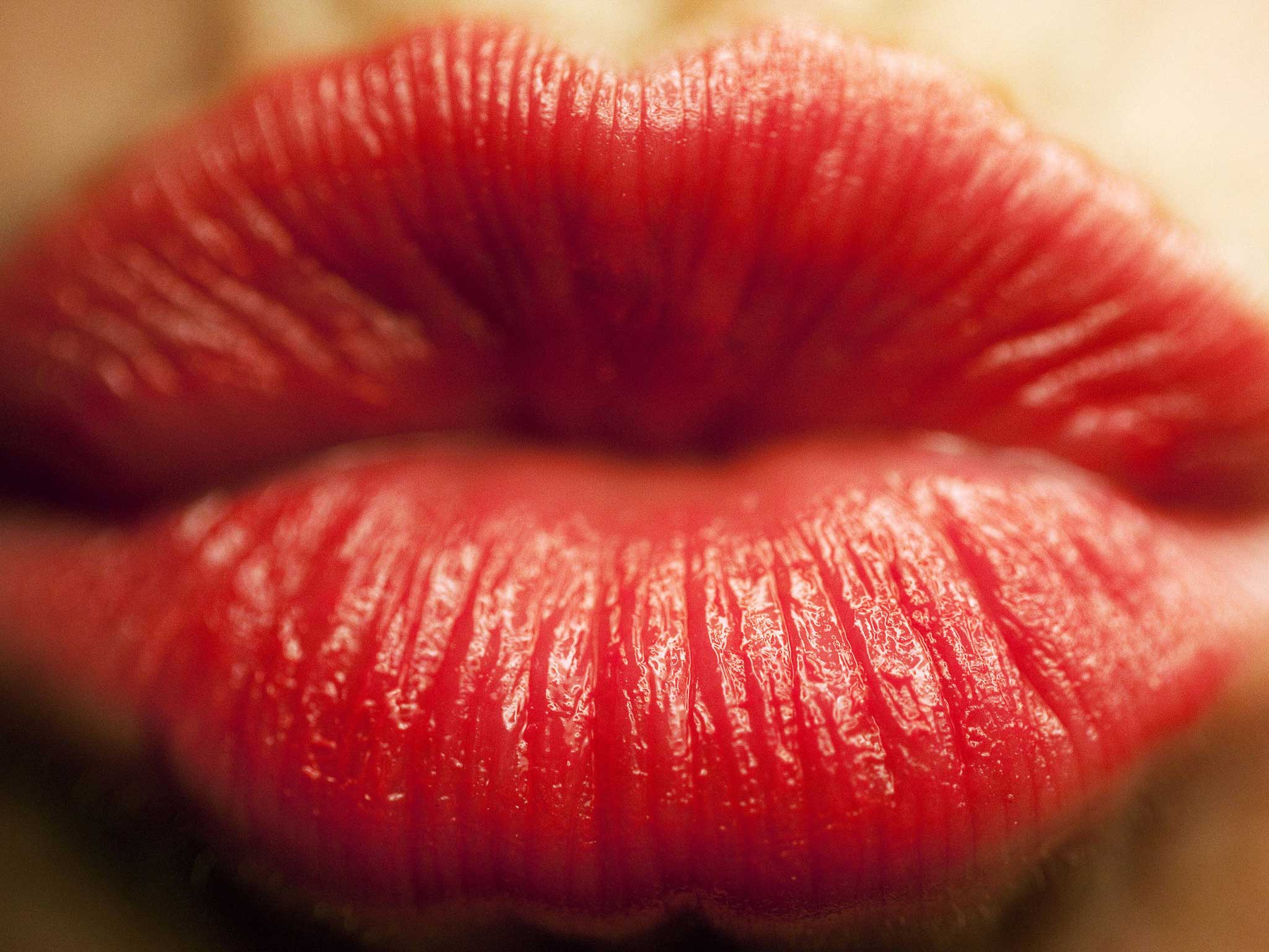 A Siberian senator has advised Russian women to stain lips with beetroot if they cannot afford imported make-up