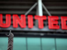 Manchester United post record quarterly revenues