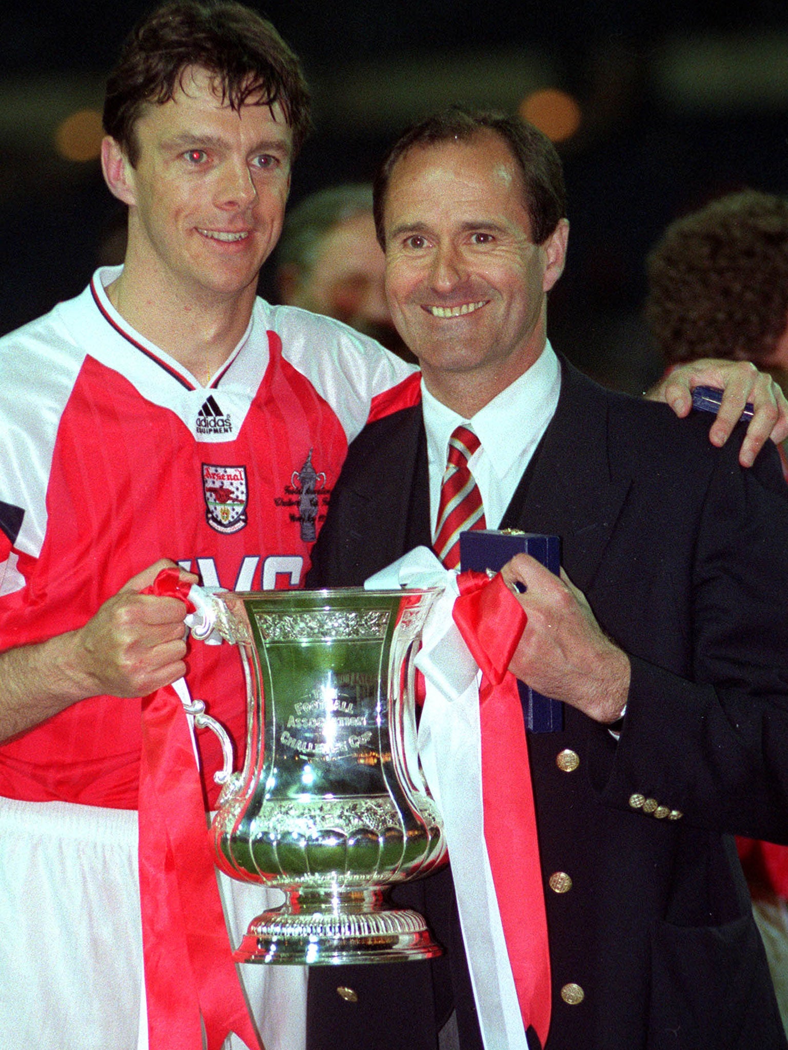George Graham with the FA Cup in 1993 (Getty Images)