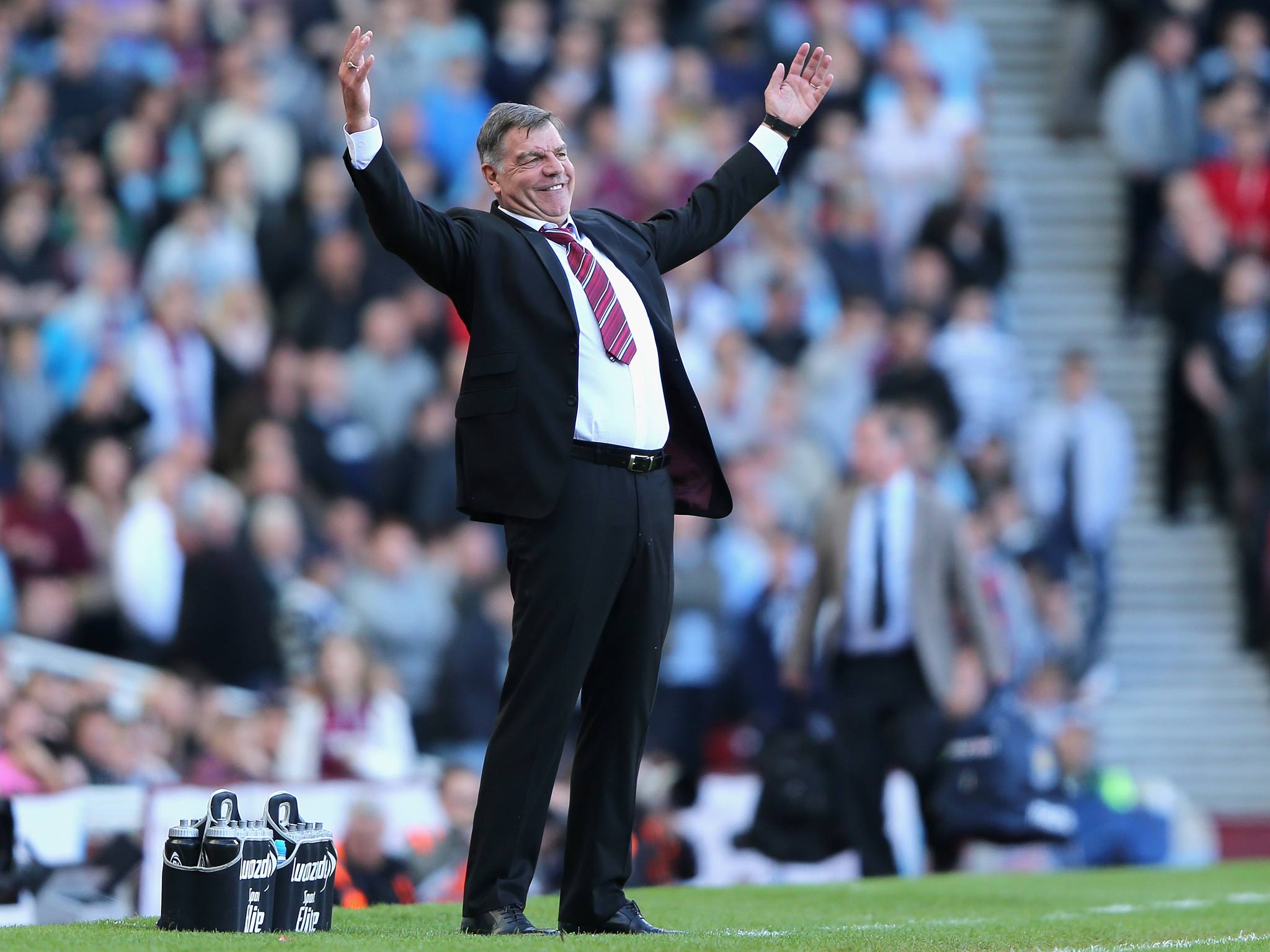 Sam Allardyce remonstrates on the sideline as his side draw with Newcastle United