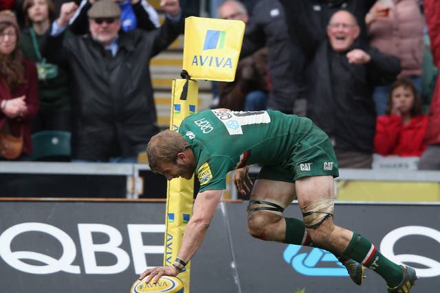 Tom Croft touches down for Leicester's third try in their 33-16 victory over Harlequins