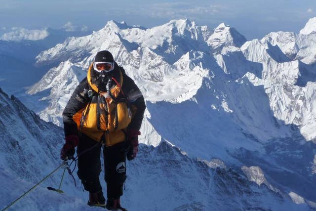 Parks nearing the top of Everest during the 737 Challenge