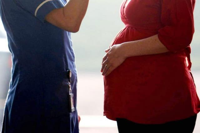The body which sets NHS guidelines wants pregnant women to be tested to see if they are smoking